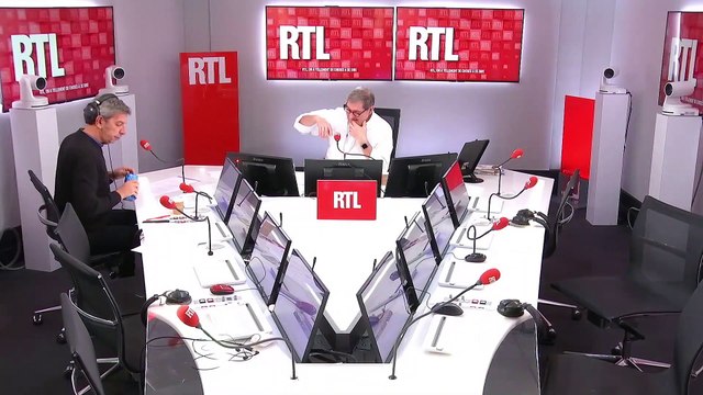 Michel Cymes : ce qu'il faut manger à chaque repas de la journée pour bien dormir