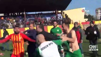 Maç bitti saha karıştı!