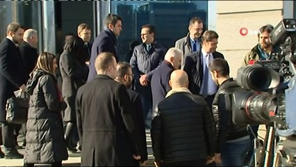 AK Parti genel merkezinde düzenlenecek kahvaltı organizasyonu için milletvekilleri gelmeye başladı