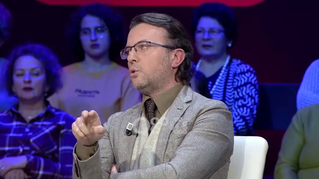 Aktori Vasili tregon dokumentin e krijimit të Federatës heleno-shqiptare të vitit 1907