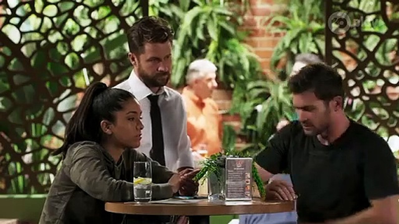 Neighbours 18th February 2020 (8301)