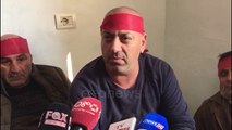 Ora News - Naftëtarët e Ballshit në grevë urie: Duam pagat e prapambetura dhe rinisjen e punës