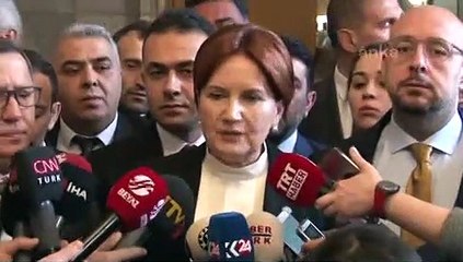 Akşener'den istifalar için sert açıklama