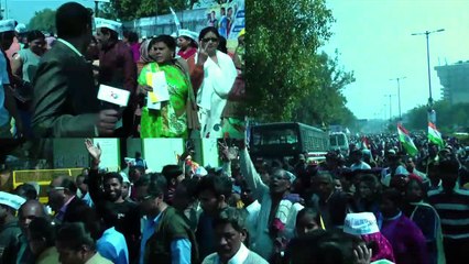 दिल्ली के मुख्यमंत्री अरविन्द केजरीवाल के शपथ समारोह में दिल्ली की जनता ने क्या कहा.आने वाले पांच सालो में मुख्यमंत्री को नौकरी के मुद्दे को लेकर गंभीरता से लेना होगा