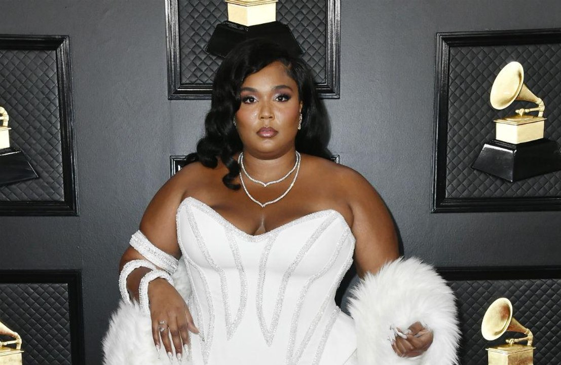 Lizzo slams body-shaming men