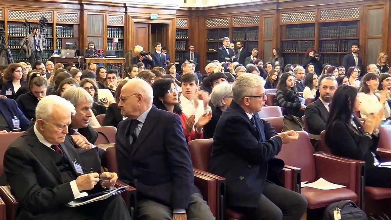 Paola Taverna - Uniti contro la corruzione (18....