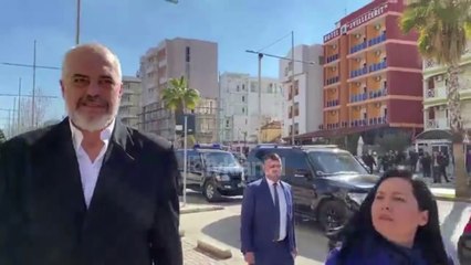 Rama: Hajde puno ketu, i riu: Kam mbaruar shkollen une