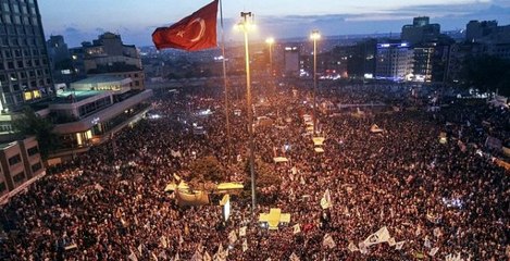 Uluslararası ajanslar, Gezi Parkı davasındaki tahliye kararlarını "Son dakika" olarak geçti