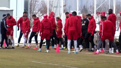 Sivasspor, alanyaspor maçı hazırlıklarını 2 eksikle sürdürdü