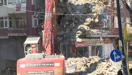 Bahçelievler'de riskli binalar yıkılıyor (2) - İSTANBUL