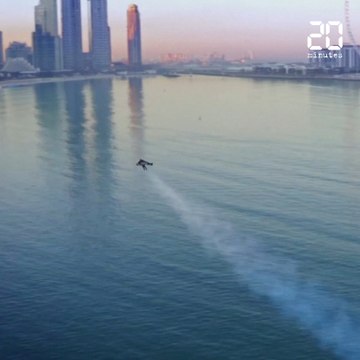«L'homme avion» a volé à plus de 1.000 mètres d'altitude au-dessus de Dubaï