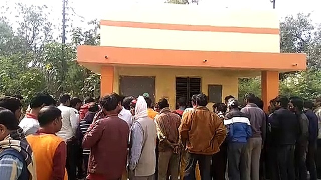इटावा: सड़क दुर्घटना में युवक की हुई दर्दनाक मौत