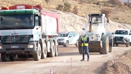 «ÇLIROHET» BYPASS I VLORES, ZGJIDHET PROBLEMI I SHPRONESIMIT  - News, Lajme - Kanali 7