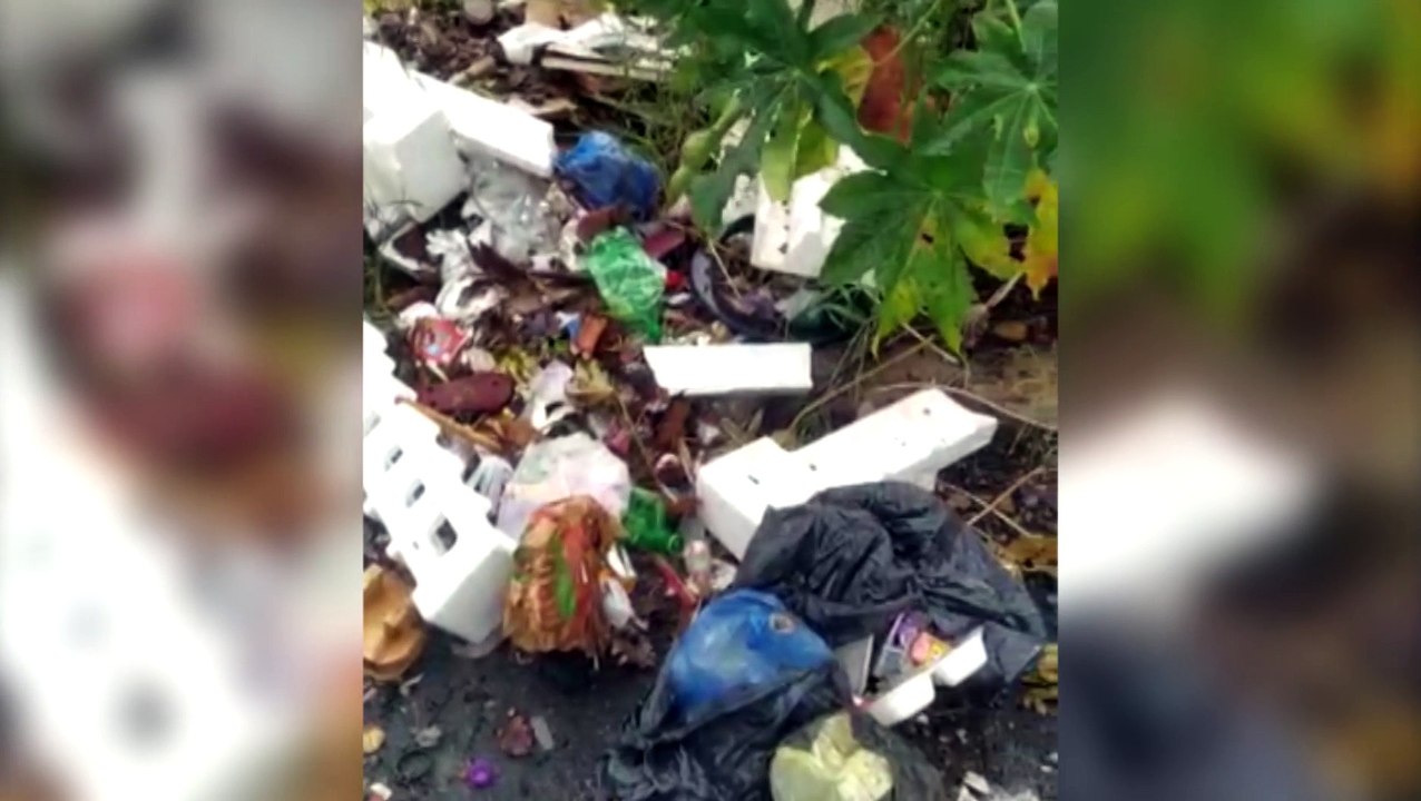 Descarte de entulhos em fim de rua gera preocupação de morador na Região Sul