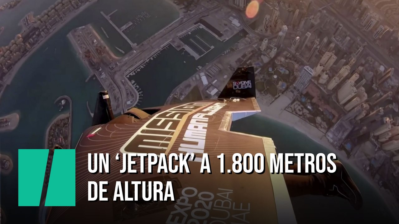 El paseo en 'jetpack' sobre Dubai a 1.800 metros de altitud