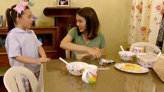 Sara, tinanong kung masaya si Becca