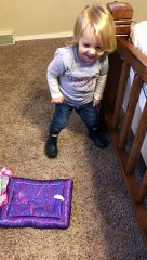 Little Girl Imitates How Her Mom Puts on Skinny Jeans