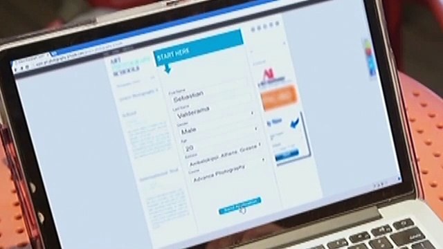 Episode 11: Ali, tinulungan nina Basti at Iris sa kanyang trabaho