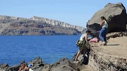 Episode 12: Iris, di binitawan ni Basti sa kanilang pagtalon