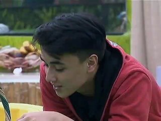 Edward, nakatanggap ng mensahe mula sa kanyang Ama at Ate
