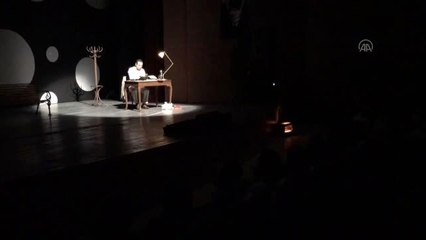 Sabahattin Ali'yi konu alan "Aldırma Gönül" Karabük'te sahnelendi