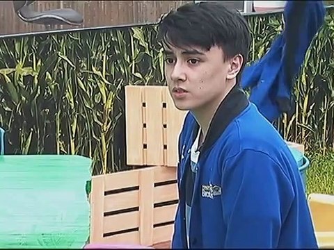 Boys, sinamahan si Lara magtanong sa mga Girls