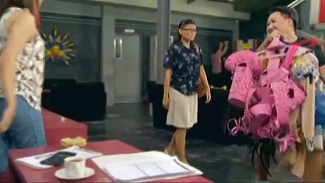 Laura, kinumbinse si Sara na tanggapin ang tulong ni Becca