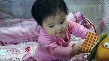 Romeo at Julie, tinitigan ang kanilang anak na si baby Summer