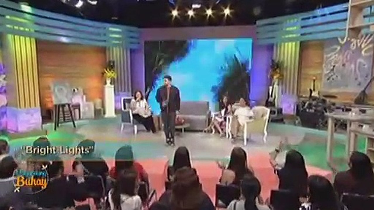 Billy Crawford sings Bright Lights