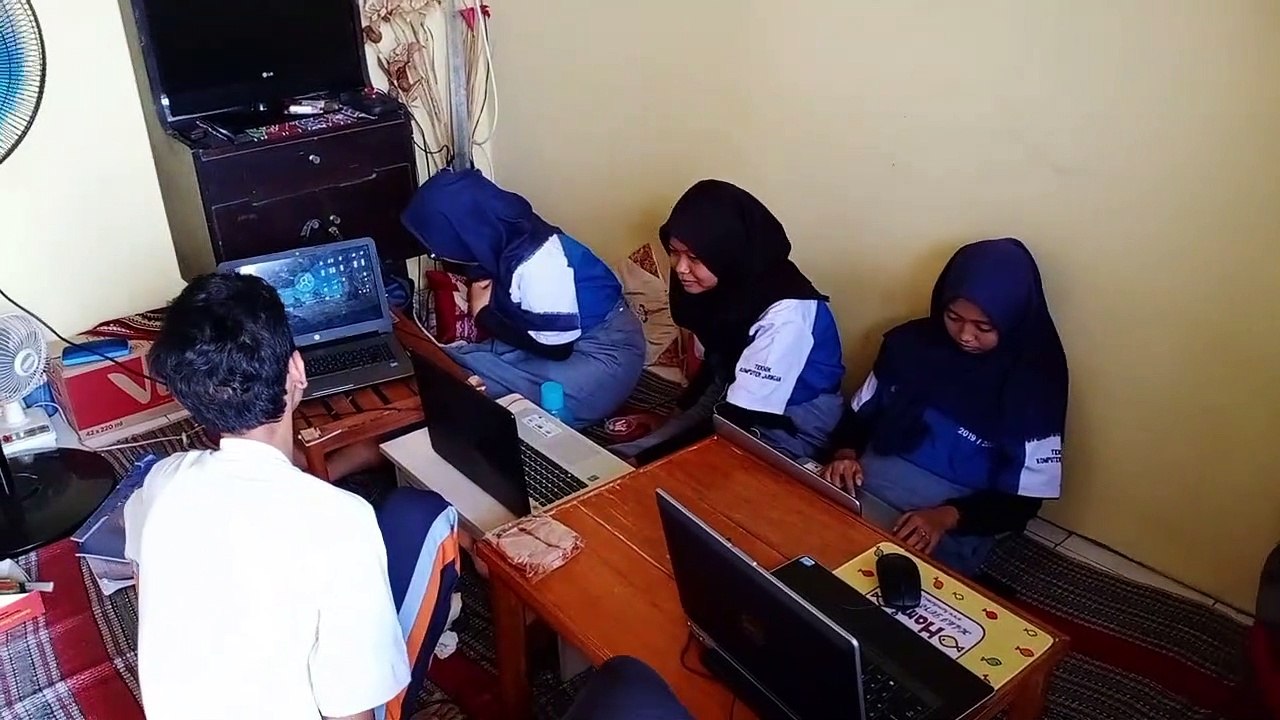 TERBATAS, WA +62 813-9467-9520, Tempat PKL SMK di Semarang Barat