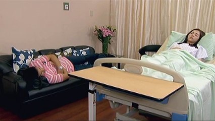 Becca, sinubukan pagaangin ang pakiramdam ng kanyang Ina