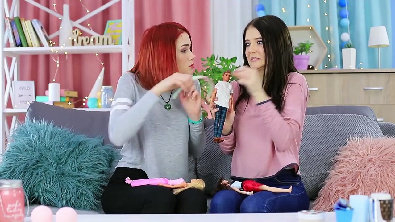 12 TRUCOS SIMPLES PARA TU BARBIE / ¡ROPA Y ACCESORIOS COMESTIBLES PARA BARBIE!