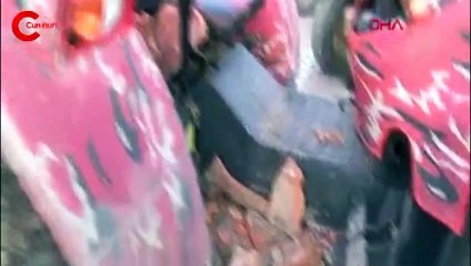 Enkazı kaydederken depreme yakalandılar