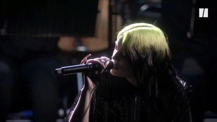 Billie Eilish a laissé ses fans sans voix en chantant "No time to die" aux Brit Awards