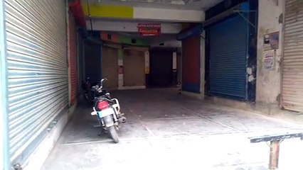 कैराना: एसडीएम की चेतावनी का असर, बंद रही दुकानें
