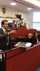 AK Partili Mücahit Bilici, İBB Meclisi'nde İmamoğlu'nu rezil etti