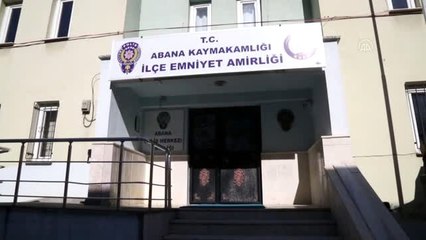 Yaşlı adamın dolandırılmasını önleyen polislere başarı belgesi