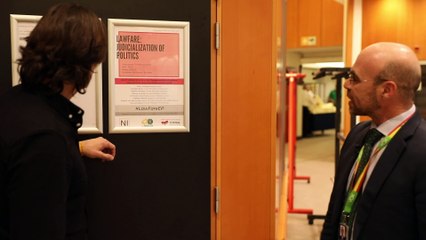 Cake pone en evidencia a Puigdemont y los diputados de Bildu en el Parlamento Europeo