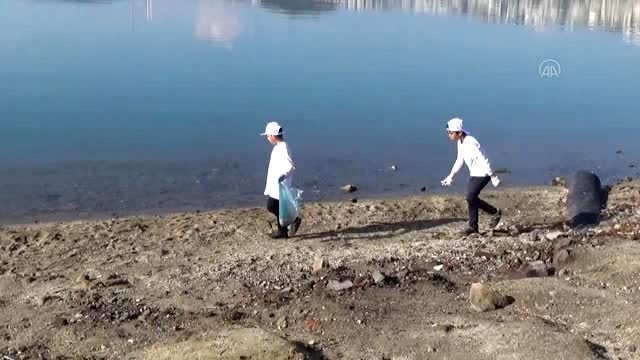 Bodrum'da deniz dibi ve kıyı temizliğinde 116 kilogram atık toplandı