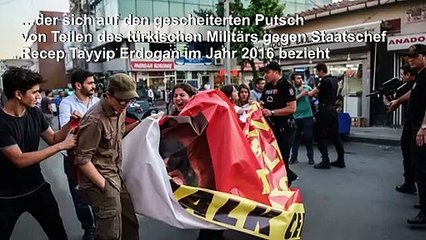 Tải video: Türkischer Kulturmäzen Kavala bleibt trotz Freispruchs in Haft