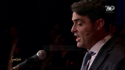 Armaldo Kllogjeri interpreton në Soirée “Funiculì, Funiculà”