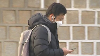 [날씨] 맑고 봄처럼 포근...미세먼지 주의 / YTN