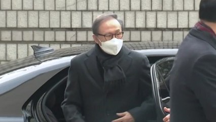 ’뇌물·횡령 혐의’ MB, 징역 17년...구치소 재수감 / YTN