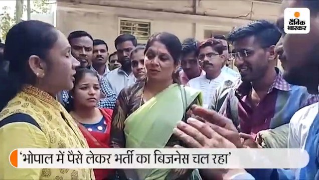 विधायक रामबाई ने कहा- मंत्री डॉ. गोविंद सिंह भोपाल में बैठकर बिजनेस चल रहा है..जो देता है उसे बुला लेते हैं, जो नहीं देता, उसे बाहर कर देता है 