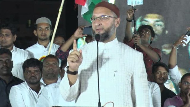 Asaduddin Owaisi Powerfull Speech Against CAA, NRC @ Vijayawada Public Meeting