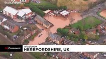 شاهد: مدن انجلترا وويلز تبدأ بالتعافي من آثار العاصفة دينيس