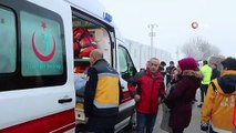 Sivas'ta Trafik Kazası, İki İşçi Servisi Çarpıştı: 10 Yaralı