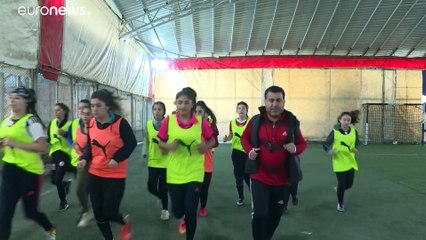 Futebol feminino da Síria marca golos na baliza da igualdade