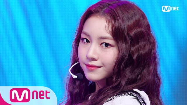 '로켓펀치'의 통통 튀는 한방! 'BOUNCY' 무대