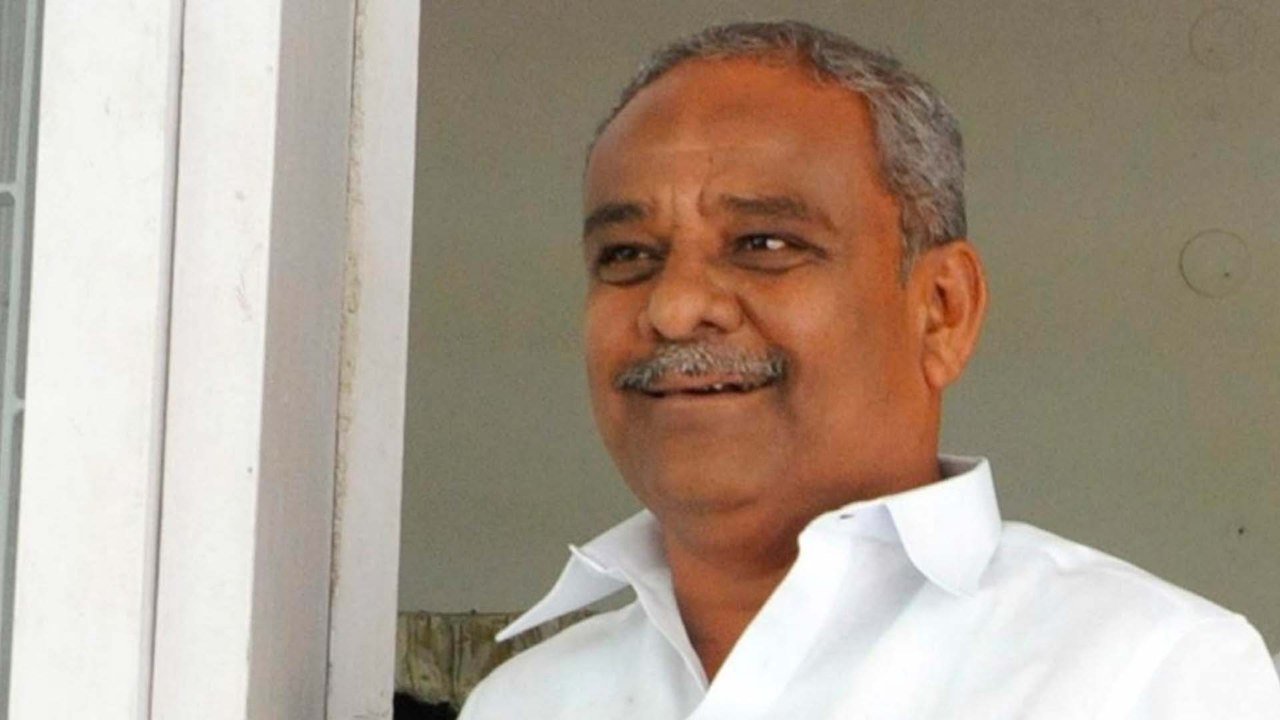 BJP MLA Umesh katti Meet HD Kumaraswamy | BJP | JDS | Kumarswamy